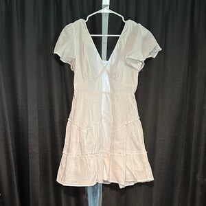 Women’s white V-Neck Dress